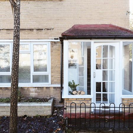 Stepney Green Beds To Stay 24 런던 외부 사진