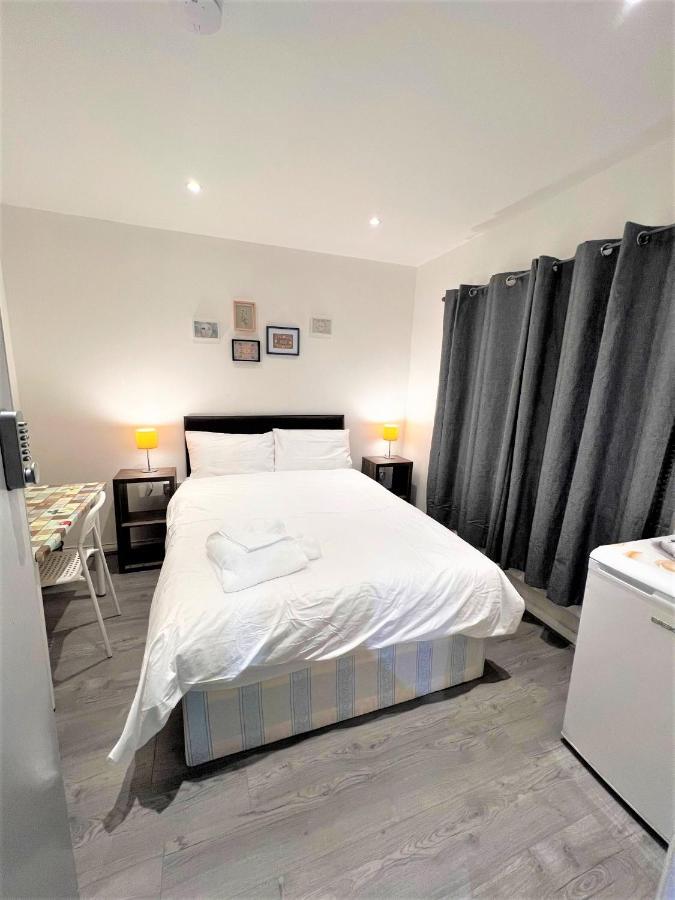 Stepney Green Beds To Stay 24 런던 외부 사진