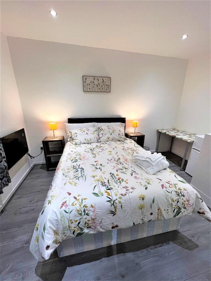 Stepney Green Beds To Stay 24 런던 외부 사진