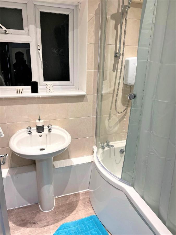 Stepney Green Beds To Stay 24 런던 외부 사진