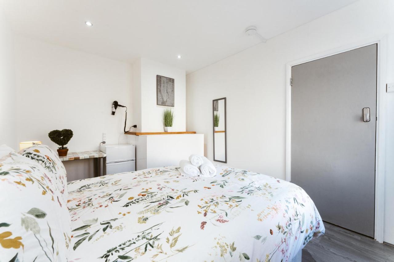 Stepney Green Beds To Stay 24 런던 외부 사진